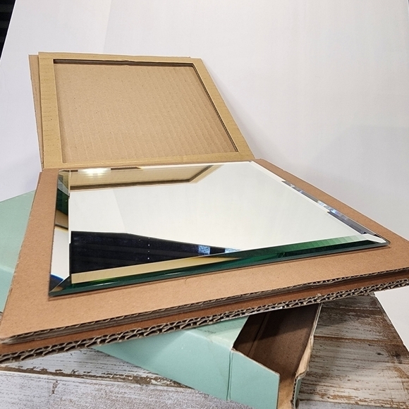 NOS Partylite Mirrored Beveled Coaster set of 2 vanity display candle decor - Picture 7 of 9